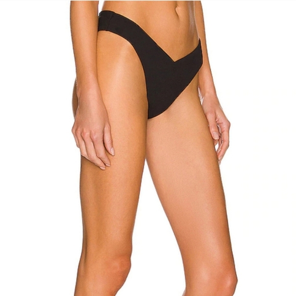 WeWoreWhat Delilah Bikini Bottoms Black - Picture 4 of 9